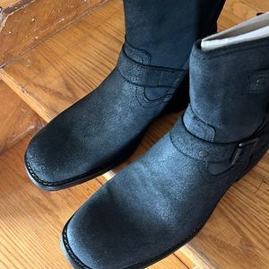 Leather bike boot